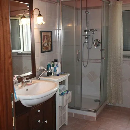 La Casa Gialla Castelnuovo di Farfa