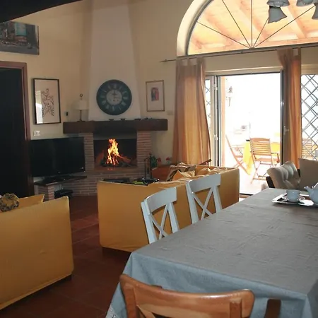 Villa La Casa Gialla Castelnuovo di Farfa